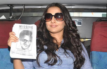 Vidya Balan rides BEST bus to promote her Kahaa